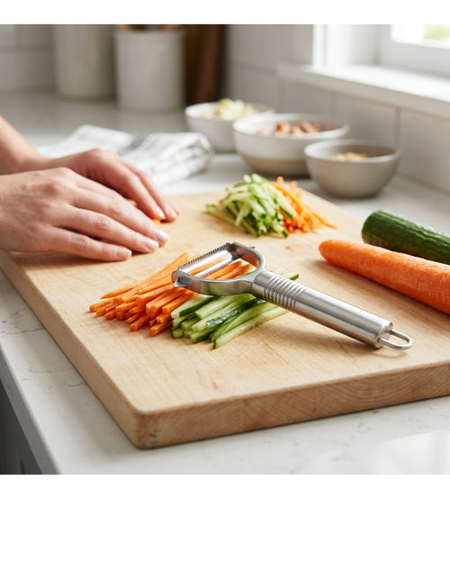 Stainless Steel Julienne Peeler with Serrated Cutting Teeth