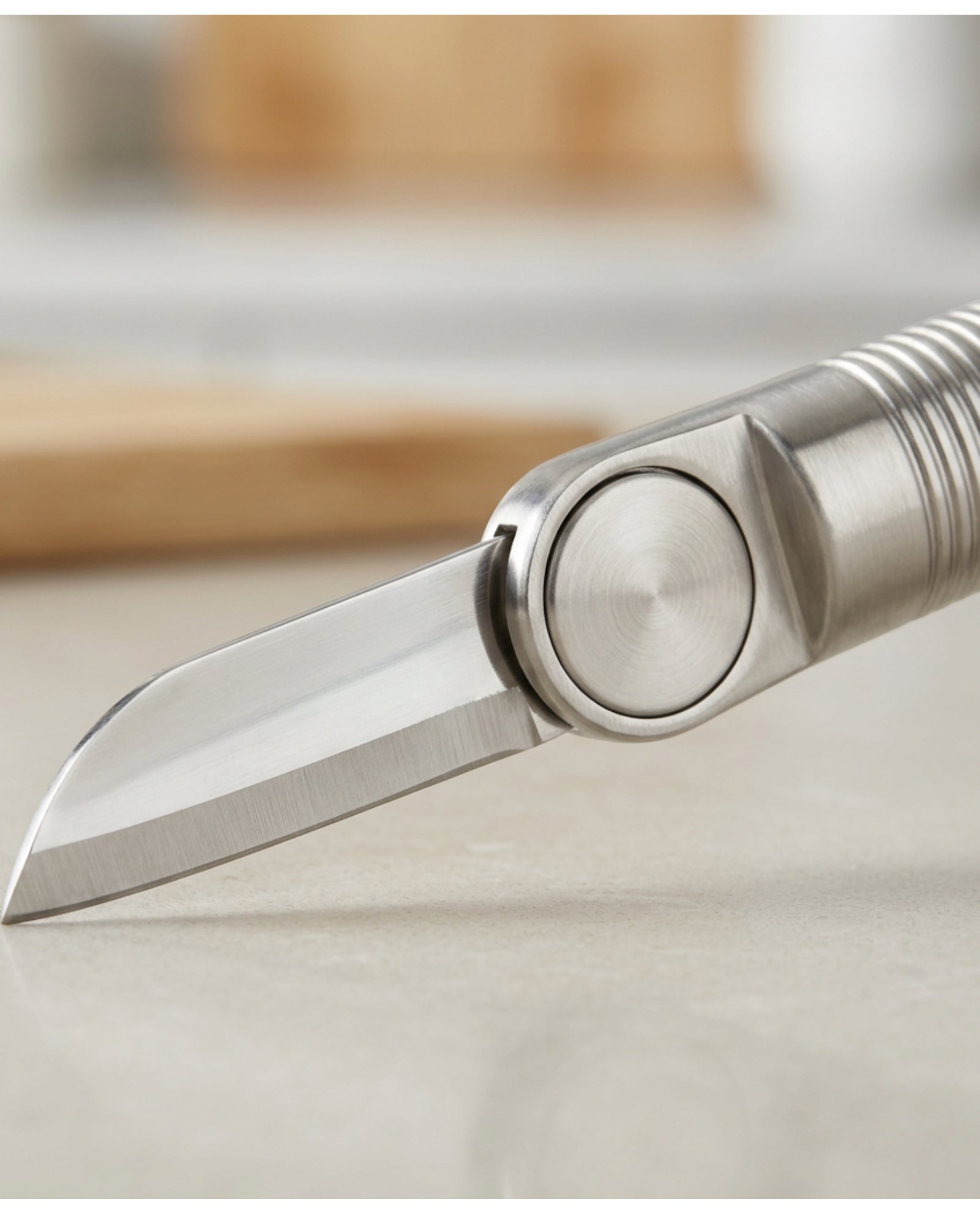 Stainless Steel Swivel Peeler with Straight Blade and Slim Handle